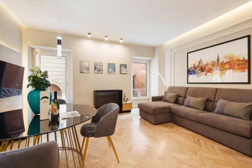 Spanish Steps Modern Gem - image 11