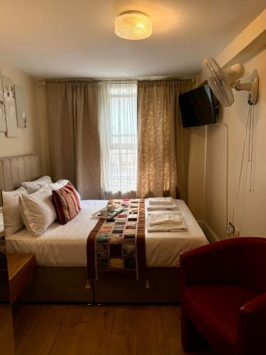 ABC Hyde Park Hotel - image 12