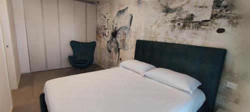 Two-Bedroom Apartment image 8