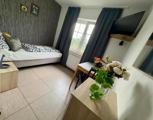 Hotel Moji 3 Landhaus Köln (Hotel Moji 3 Landhaus Koln) in 林德拉爾