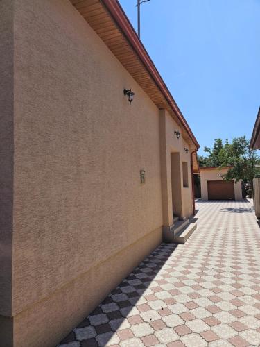 Tommy Home Tommy Home