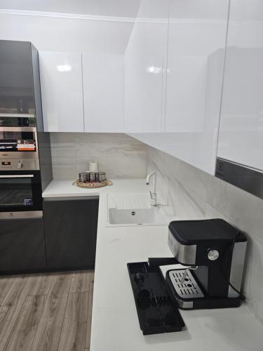 Tommy Home Tommy Home