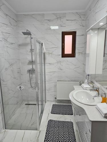 Tommy Home Tommy Home