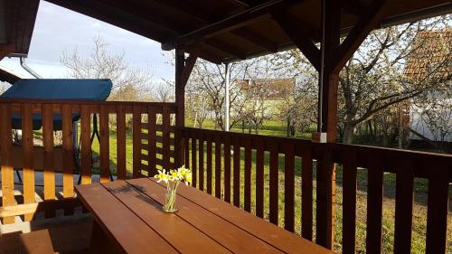 Gyümölcsös Vendégház, Poroszló, Tisza-tó - Fruit Orchard Guest House, Poroszló, Lake Tisza (Gyumolcsos Vendeghaz, Poroszlo, Tisza-to - Fruit Orchard Guest House, Poroszlo, Lake Tisza) in โปรอสซโล่