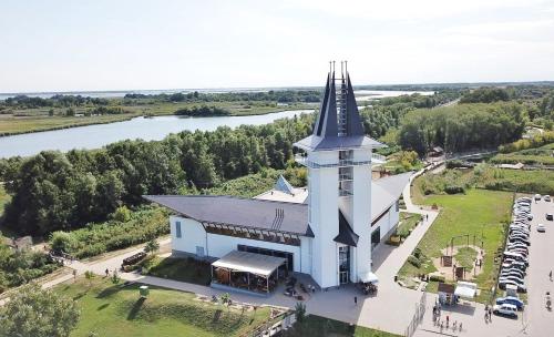 Gyümölcsös Vendégház, Poroszló, Tisza-tó - Fruit Orchard Guest House, Poroszló, Lake Tisza (Gyumolcsos Vendeghaz, Poroszlo, Tisza-to - Fruit Orchard Guest House, Poroszlo, Lake Tisza) in โปรอสซโล่