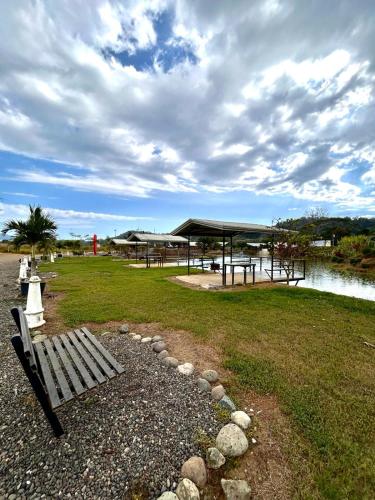 Casa Hassan - Entire home in Garabito, Costa Rica in 帕基拉