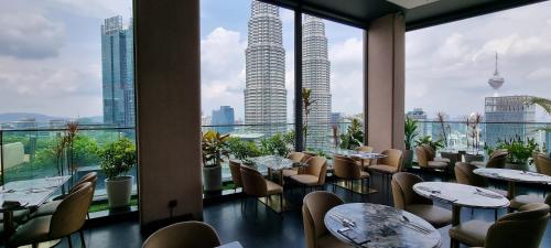 Star Premier KLCC Suite 3-4pax by LavishHome - image 8