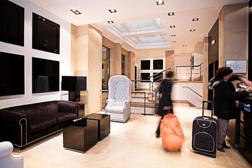 Hotel Clarin - image 5