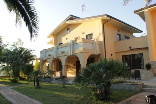 San Michele Apartments&Rooms