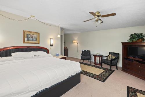 Four Seasons Country Inn in Glasgow, USA