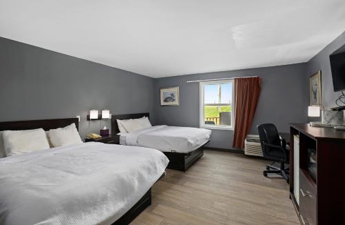 Four Seasons Country Inn in Glasgow, USA