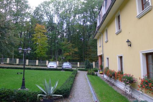 Hotel Nosal – Prague, NY