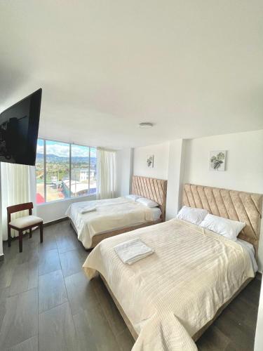 2 twin beds