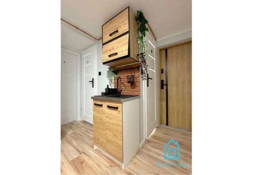 Tiny Room - 10 Minutes to Gdańsk Old Town (Tiny Room - 10 Minutes to Gdansk Old Town) in Suchanino