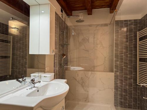 Houseberg Quarenghi, Bergamo (fotografie 9)
