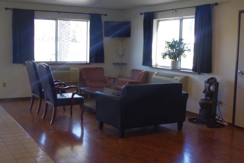 Lobby, Selby Motel in Mobridge (SD)