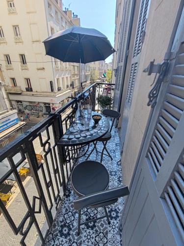 T3 Grand Balcon au coeur du vieux port, Марсель (фото 9)