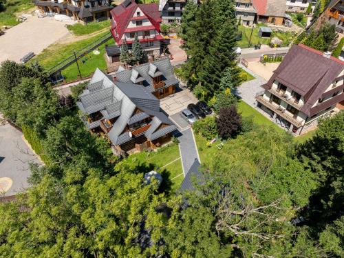 Domek nad "Szumiącym Potokiem" (Domek nad "Szumiacym Potokiem") in กูตือ