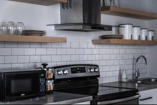 ห้องครัว, Downtown Campbellton Loft in แคมป์เบลตัน