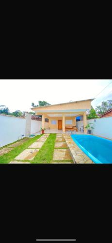 Casa com Piscina Proximo a Praia
