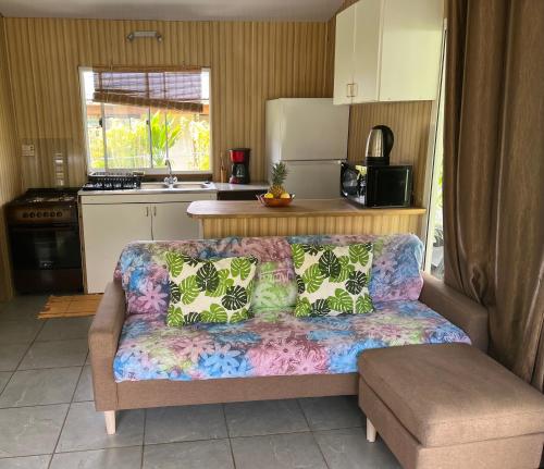 Létesítmények, Fare To'erau & Mara'amu in Papetoai