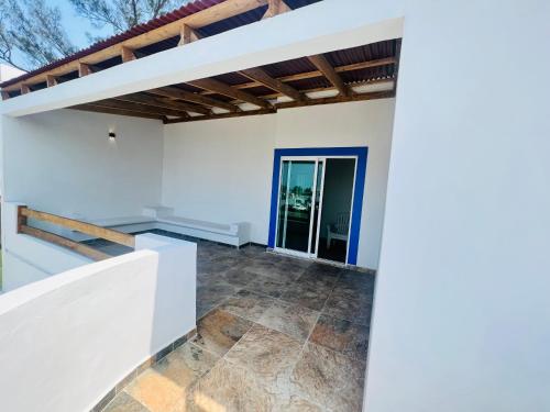 Casa Santorini in คอสตา เอสเมอรอลดา