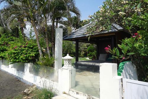 The Villa Pantai The Villa Pantai