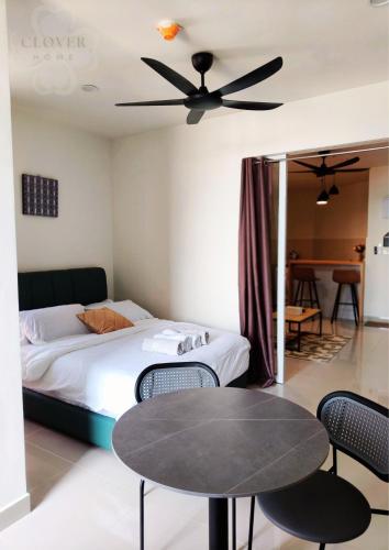 The Shore Studio Balcony Seaview by Clover Home A1101 The Shore Studio Balcony Seaview by Clover Home A1101