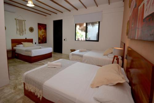 3 double beds