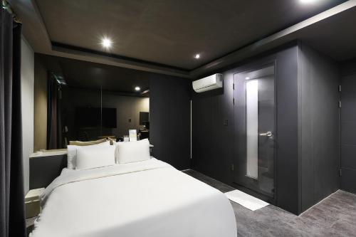 Pyeongtaek Moon Hotel (1)