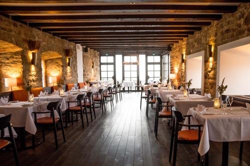 Зовнішній вигляд готелю, Hotel Schloss Waldeck in Вальдек