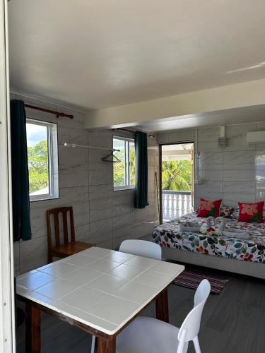 Chez Guy , vue sur l'océan (Chez Guy , vue sur l'ocean) in Tiputa