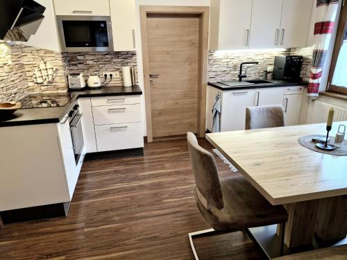 Apartments Fasl
