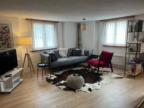 Doppelstöckige Familienwohnung in Ftan im Unterengadin in Ftan, Schweiz