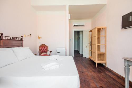 Velato Carafa Palace By Dimorra Room Type - Deluxe Room