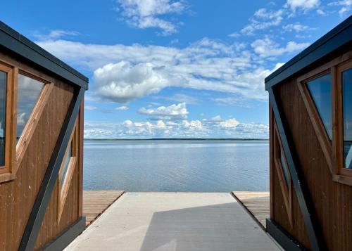 Grand Holm Marina Ujuvmajad in Haapsalu