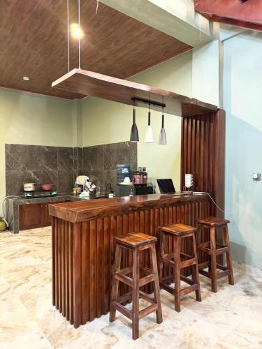 Villa Sibolangit Satu Hati near Hillpark with private pool in Sibolangit