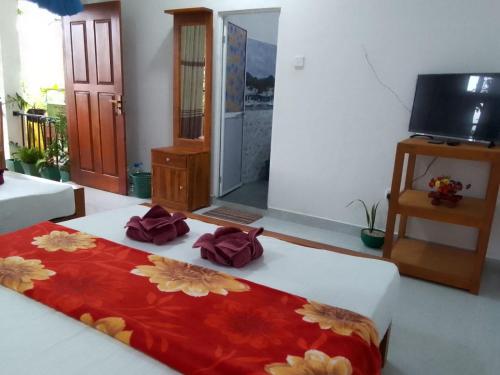 Double Room with Balcony image 10