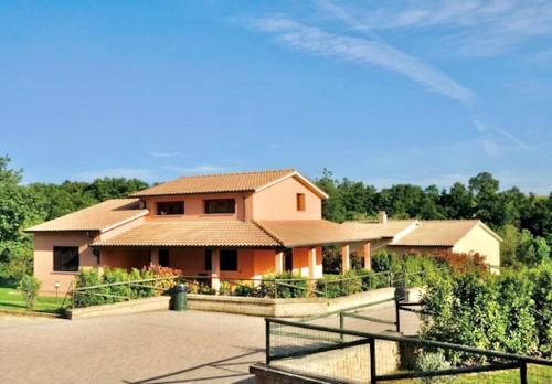Residence with swimming-pool and thermal pools in Sorano, Sorano (fotografie 7)