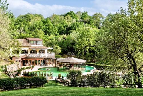 Residence with swimming-pool and thermal pools in Sorano, Sorano (fotografie 10)