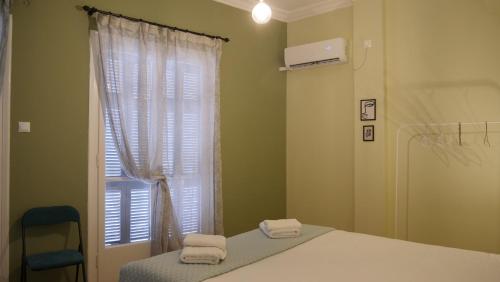 Classic Athenian house 2mins from metro 3