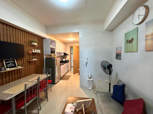 Condo unit in Quezon City Grass Residences Tower 5 32nd floor, Manila