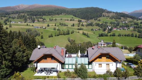 Viesnīcas āriene, Ferienhaus Alpenblick in Krakaušatena