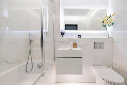 Immaculate 3 Bed Apartment with Private Entrance in Inverleith, Edinburgh (photo 4)