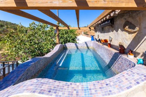 Swimming pool, Casa Catarina Peaceful Farmhouse in Santa Catarina