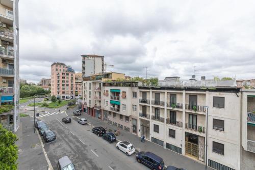 Triple Room with City View image 1