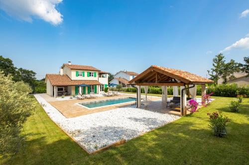 Dārzs, Villa Jozefina - Istria in Hreljici