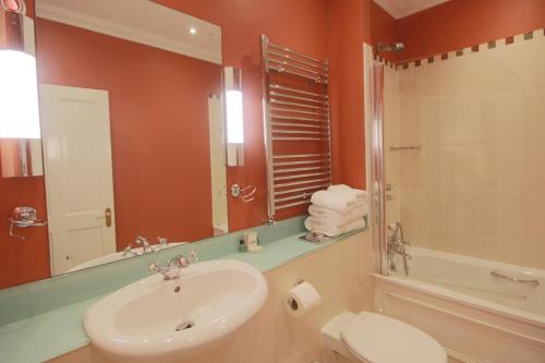 The Malvern Hills Hotel - image 4