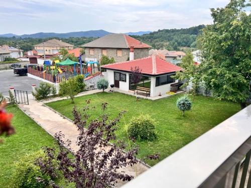 Апартаменти за гости Сузи in Kirkovo