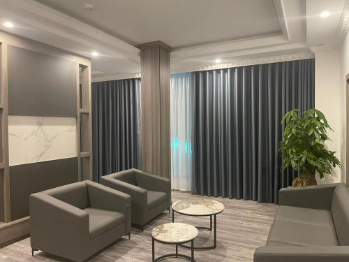 Sen Plaza Hotel